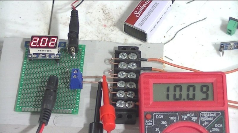 Constant current source set for 2 amps.